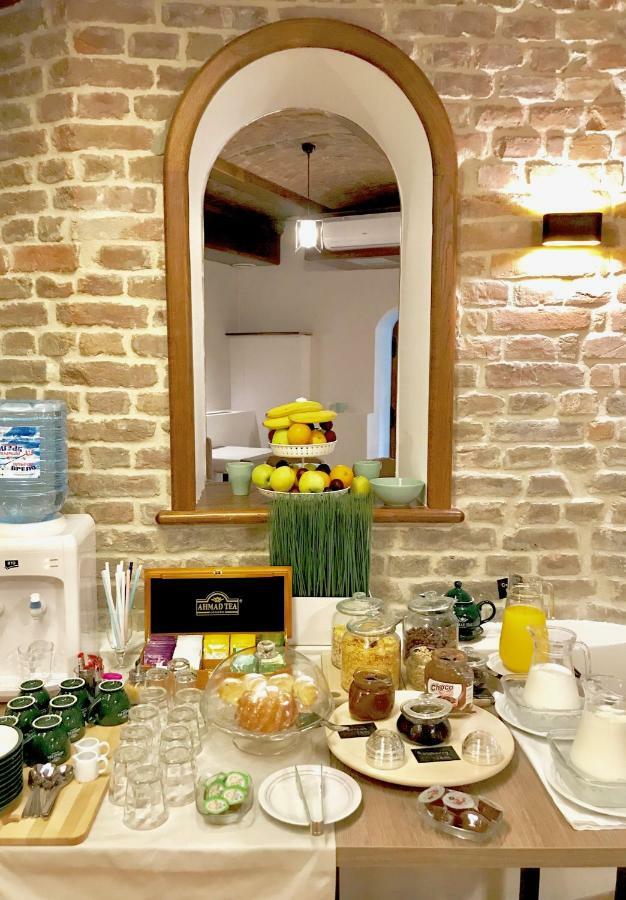 M House Belgrade Bed And Breakfast Kültér fotó